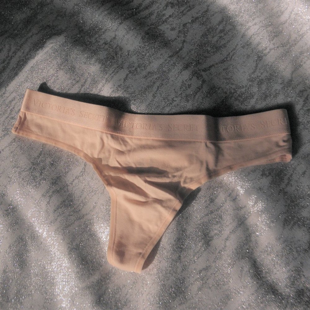 VS PEACH COTTON LOGO THONG NWT